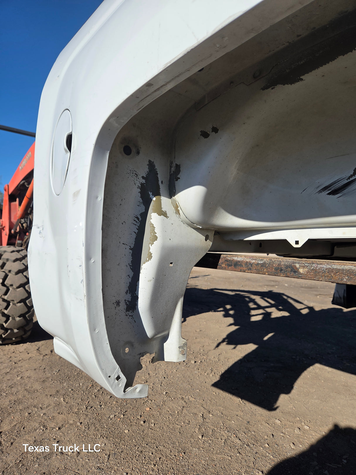 2014-2019 Chevrolet Silverado 1500 5' 8" Short Bed - Summit White