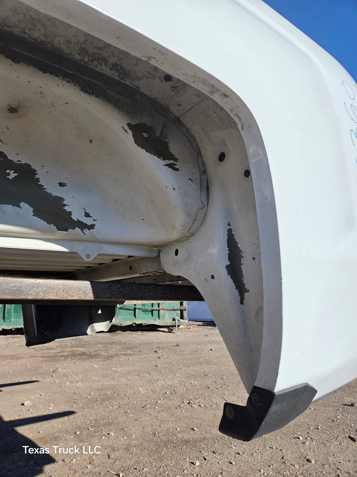 2014-2019 Chevrolet Silverado 1500 5' 8" Short Bed - Summit White
