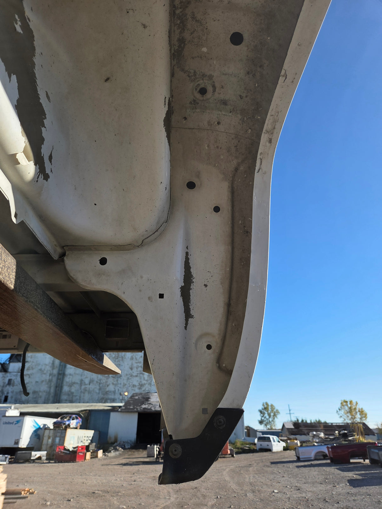 2014-2019 Chevrolet Silverado 1500 5' 8" Short Bed - Summit White