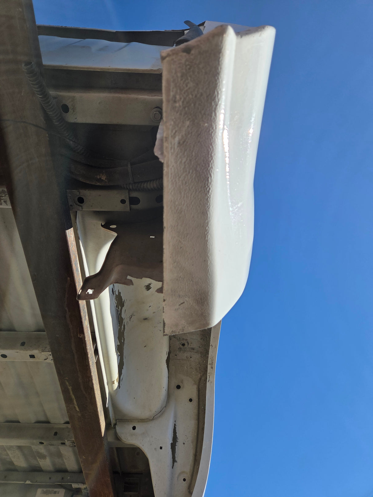2014-2019 Chevrolet Silverado 1500 5' 8" Short Bed - Summit White