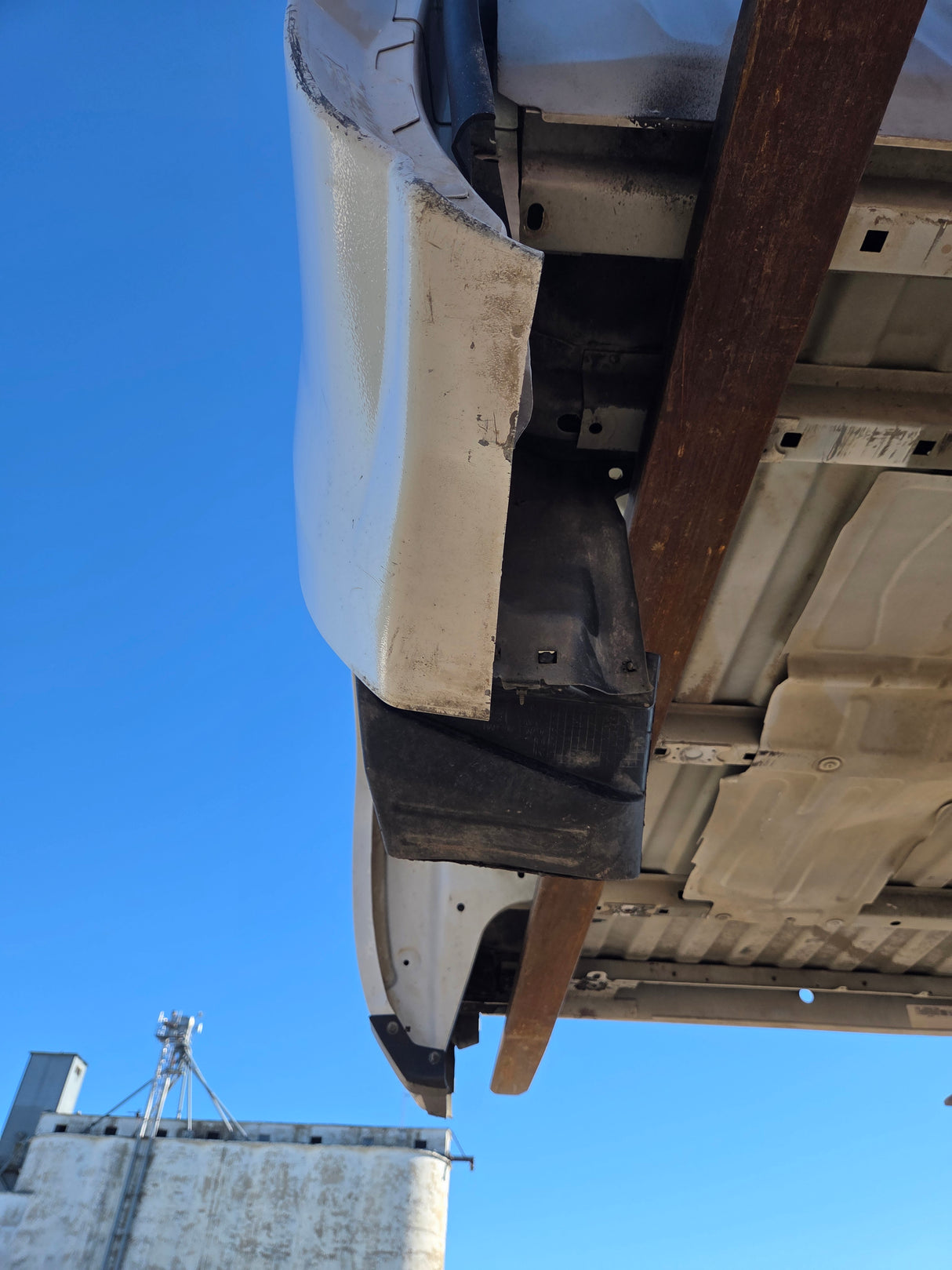 2014-2019 Chevrolet Silverado 1500 5' 8" Short Bed - Summit White