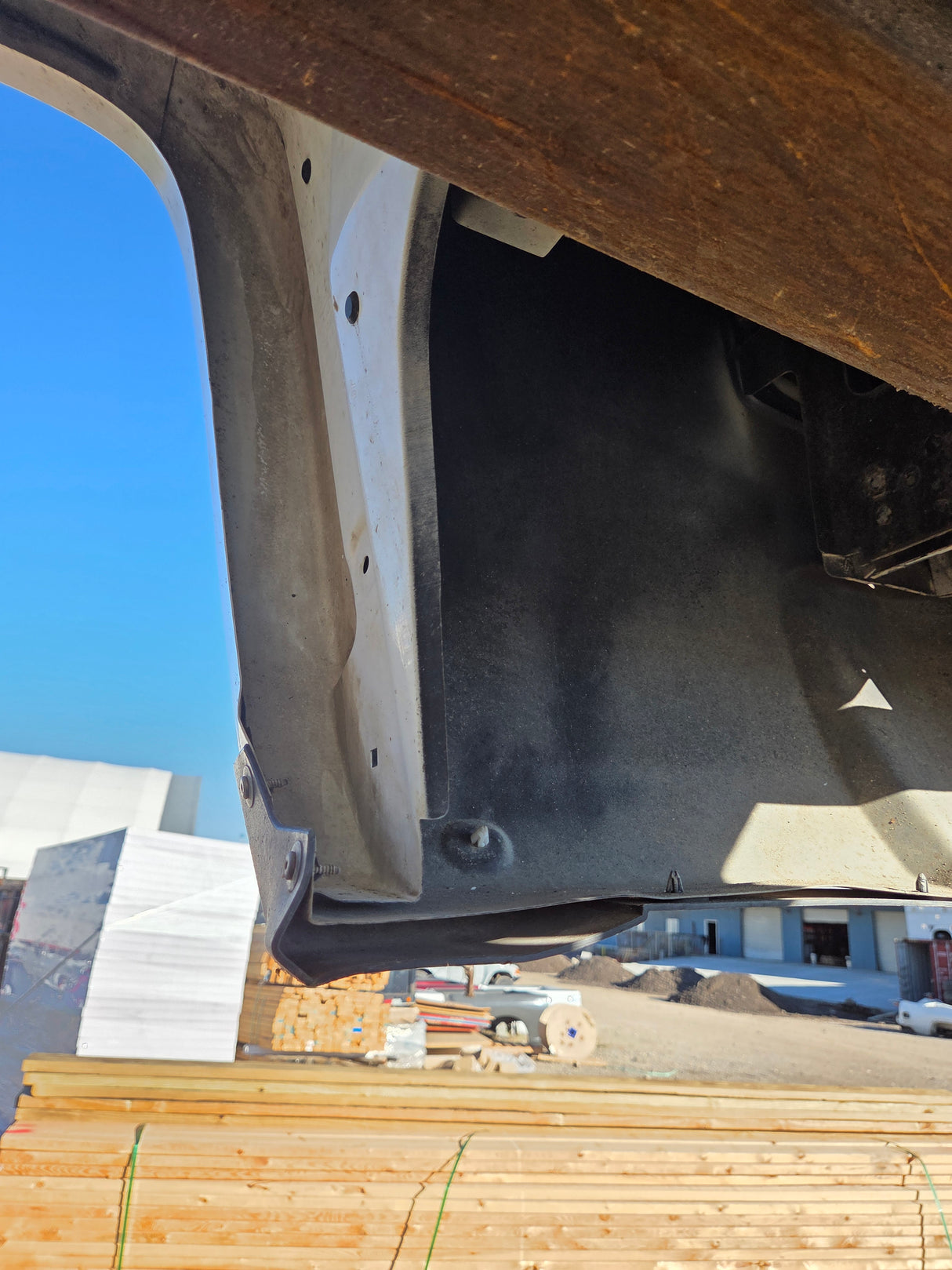 2014-2019 Chevrolet Silverado 1500 5' 8" Short Bed - Summit White
