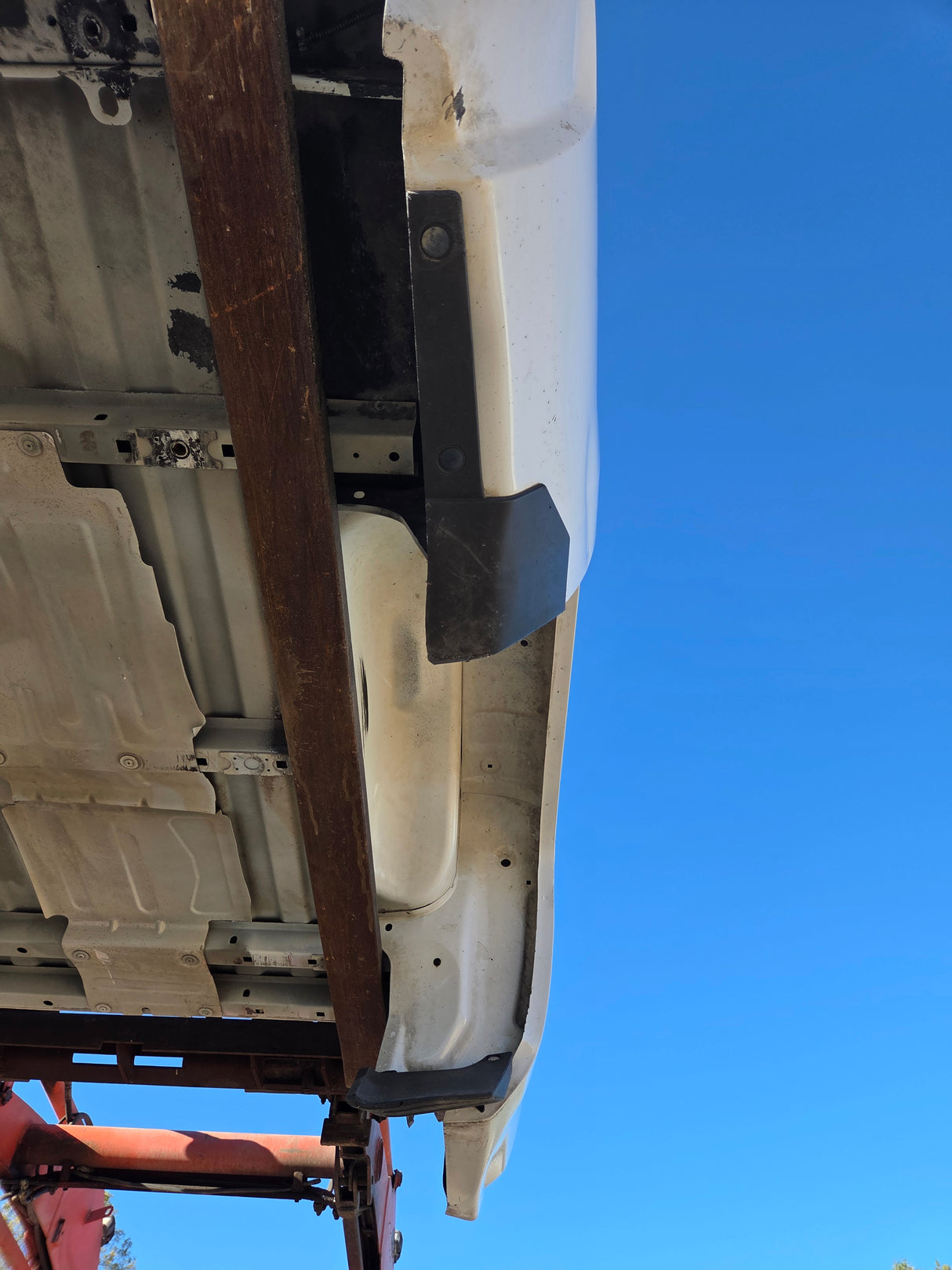 2014-2019 Chevrolet Silverado 1500 5' 8" Short Bed - Summit White