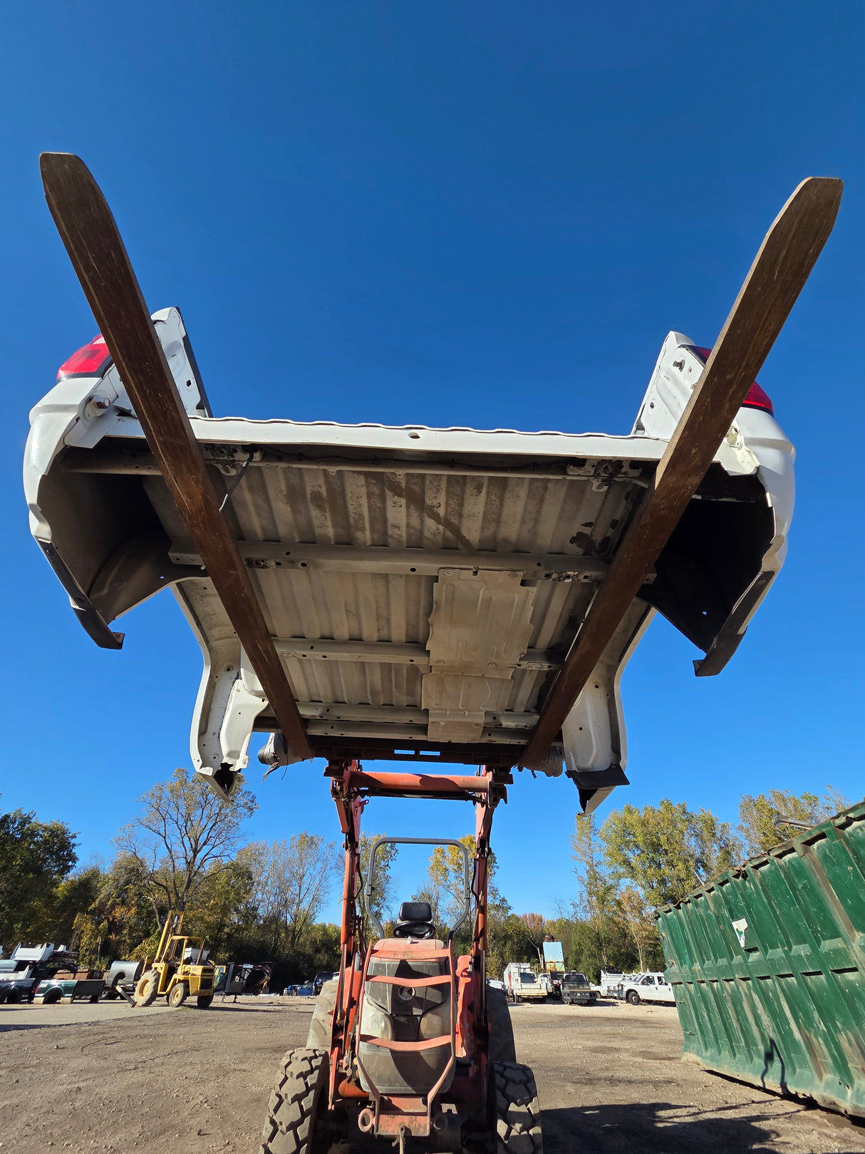 2014-2019 Chevrolet Silverado 1500 5' 8" Short Bed - Summit White