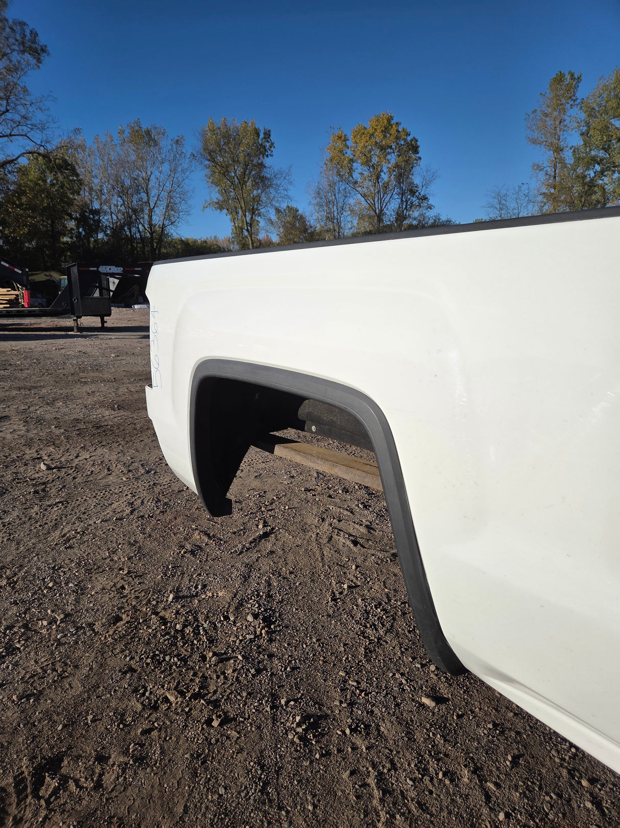2014-2019 GMC Sierra 1500 2500 3500 HD 6' 6" Short Bed - Summit White