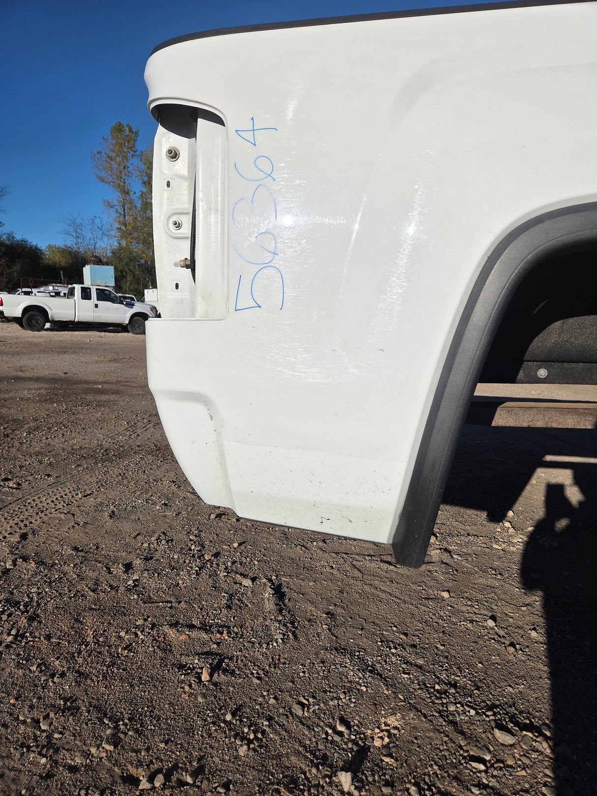 2014-2019 GMC Sierra 1500 2500 3500 HD 6' 6" Short Bed - Summit White