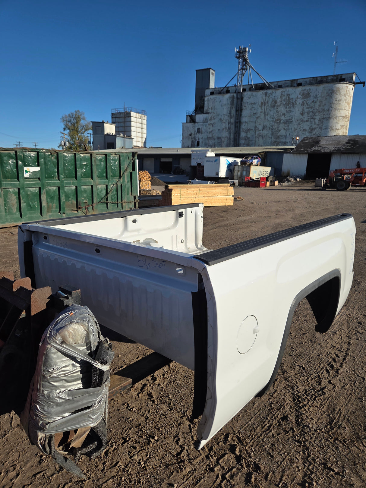 2014-2019 GMC Sierra 1500 2500 3500 HD 6' 6" Short Bed - Summit White