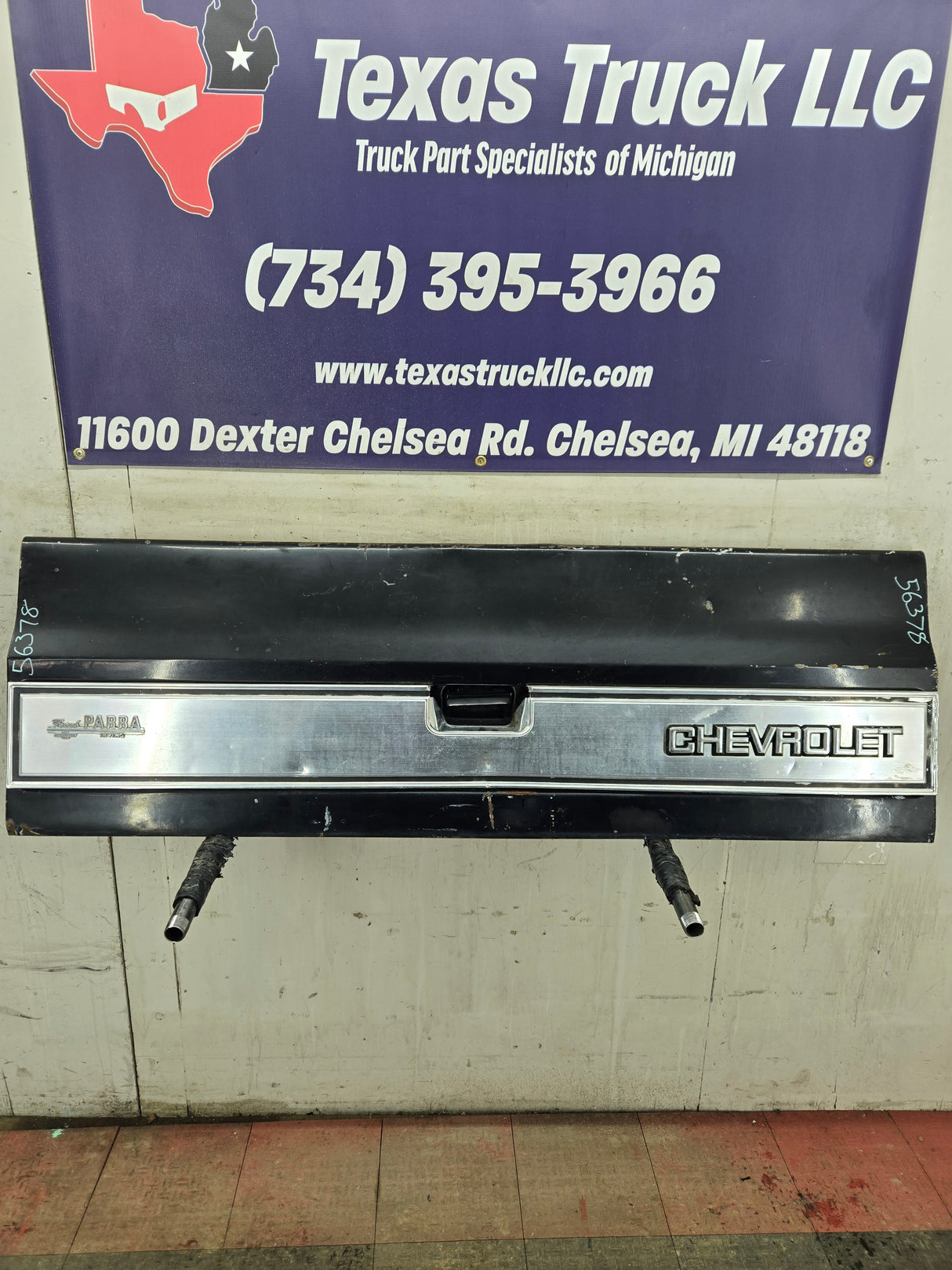 1973-1987 Chevrolet / GMC Square Body Tailgate C10 C15 C20 C25 C35 K10 K15 K20 K25 K35