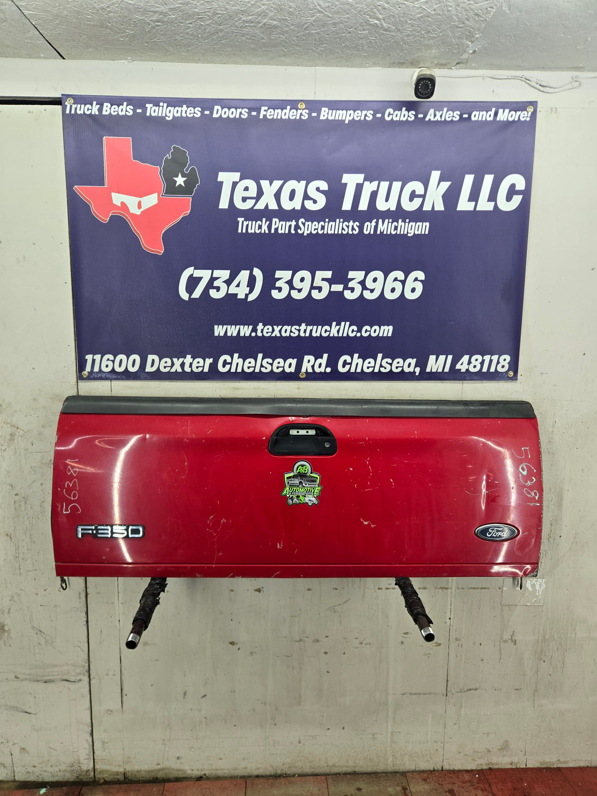 1997-2003 F150 / 1999-2007 Ford F250 F350 F450 F550 Super Duty Tailgate