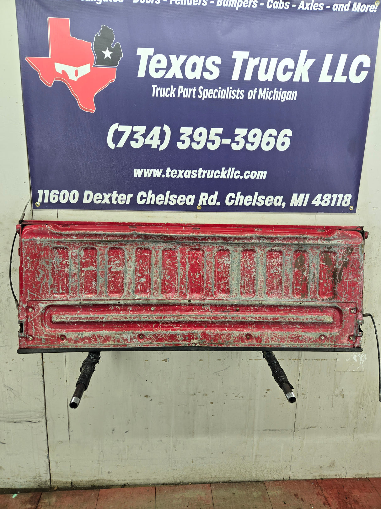1997-2003 F150 / 1999-2007 Ford F250 F350 F450 F550 Super Duty Tailgate