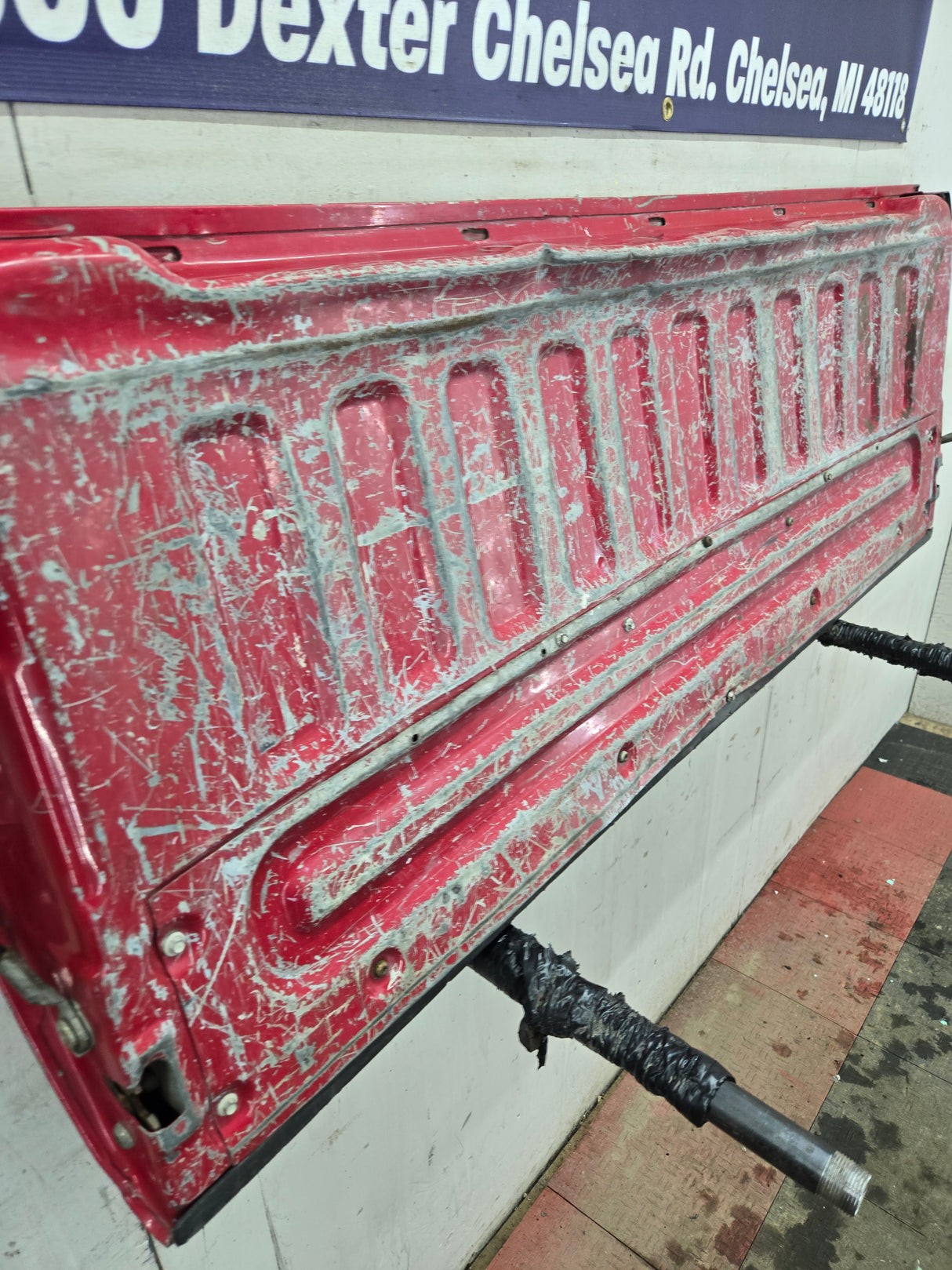 1997-2003 F150 / 1999-2007 Ford F250 F350 F450 F550 Super Duty Tailgate