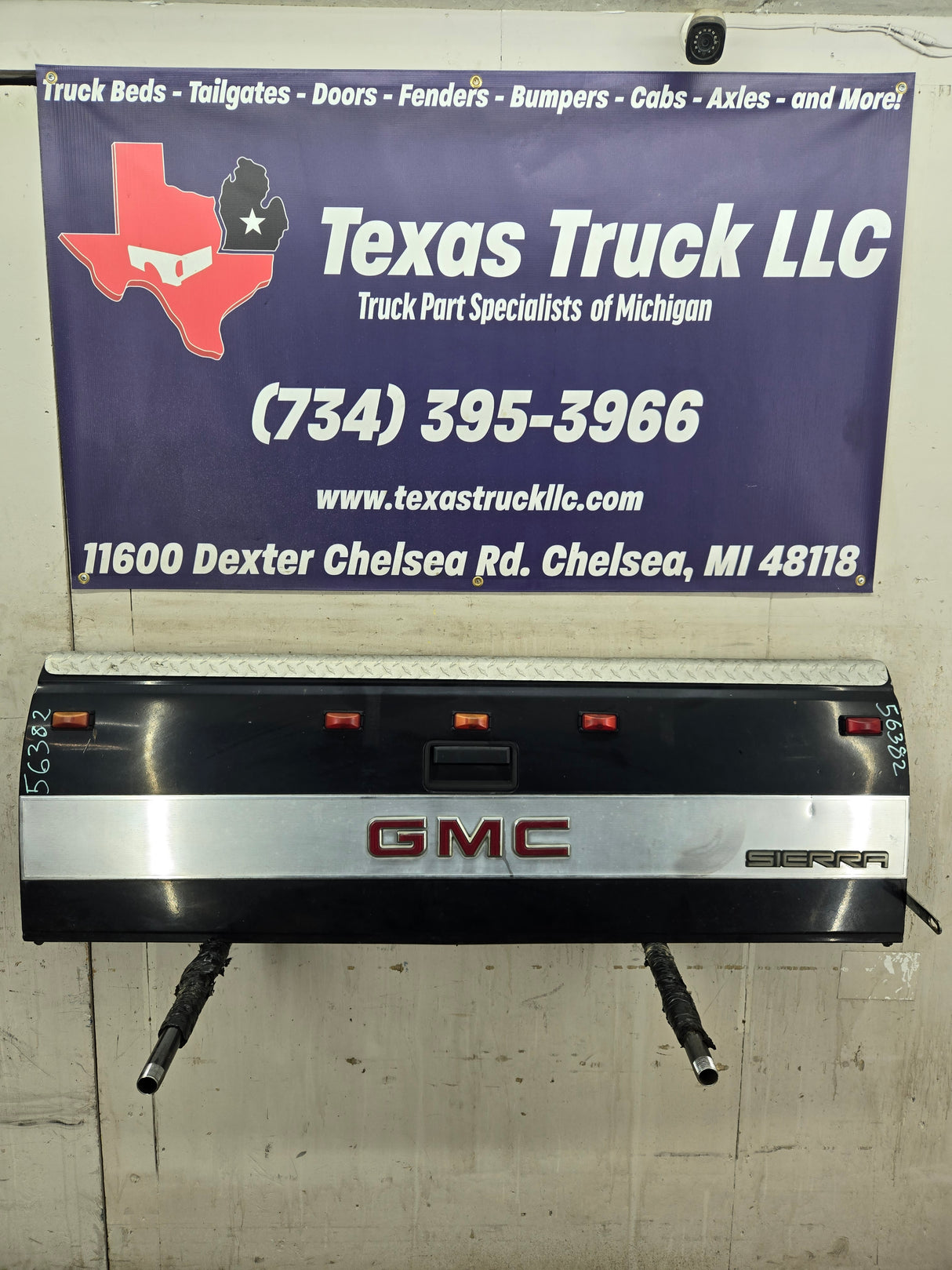 1988-1998 Chevrolet / GMC 1500 2500 3500 Dually Tailgate - Black