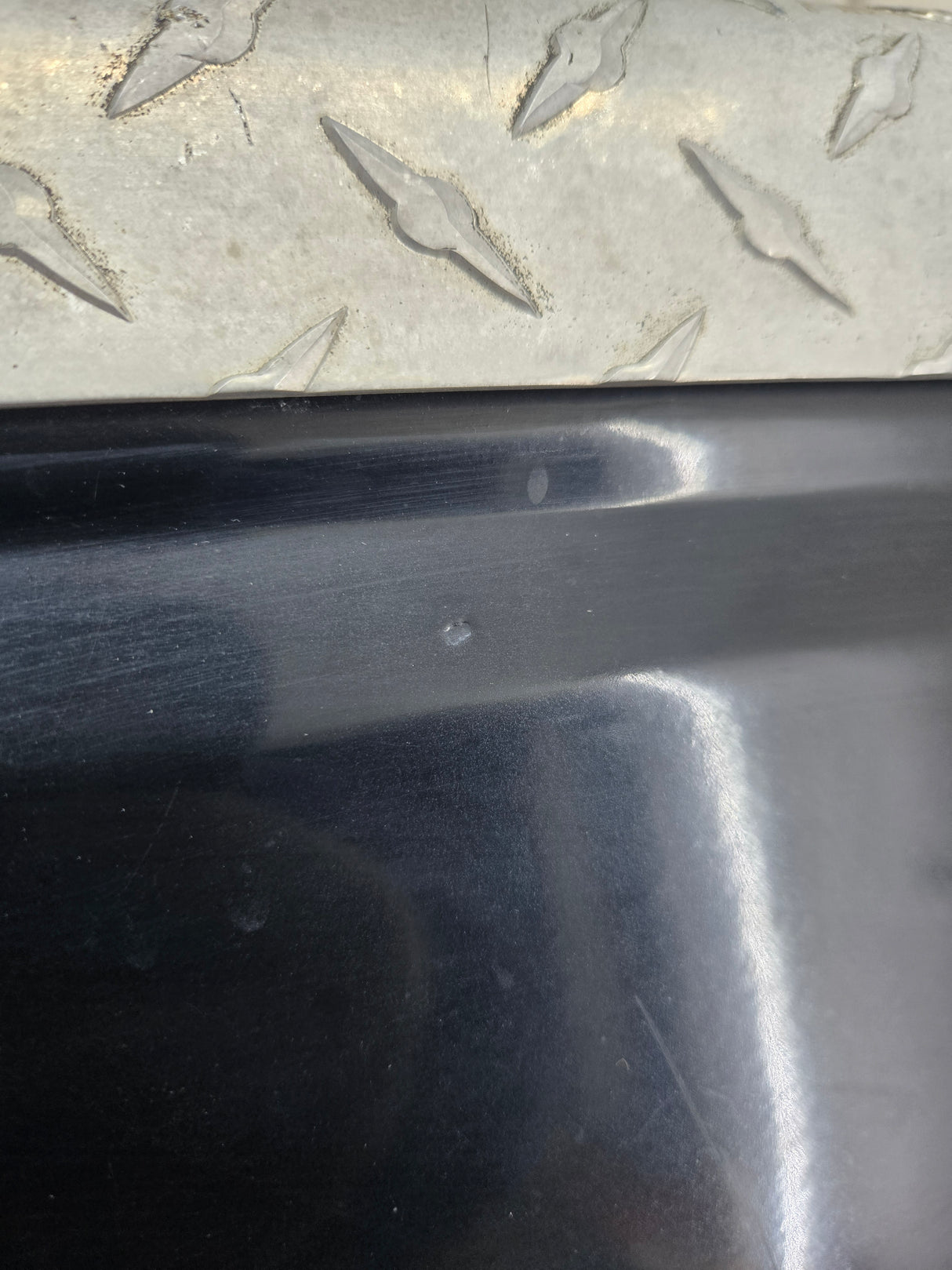 1988-1998 Chevrolet / GMC 1500 2500 3500 Dually Tailgate - Black