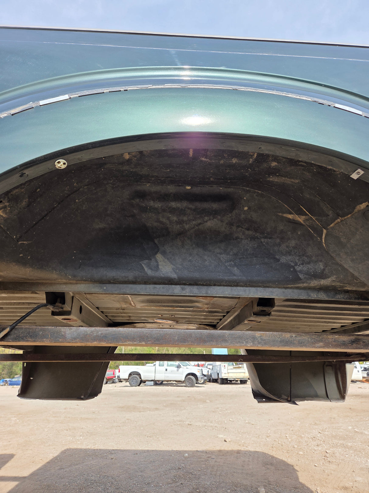 2011-2016 Ford F250 F350 Super Duty 6' 9" Short Truck Bed