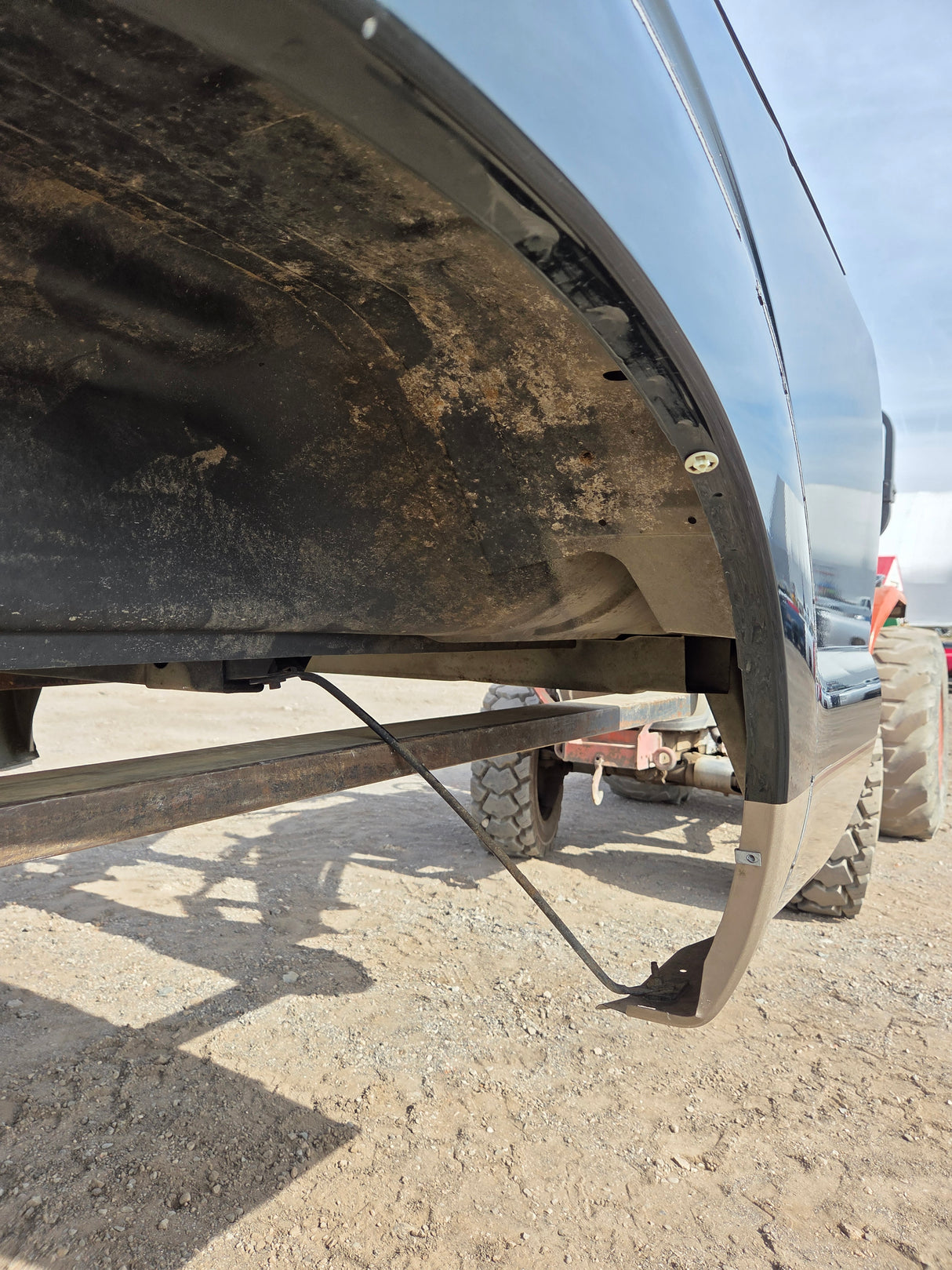 2011-2016 Ford F250 F350 Super Duty 6' 9" Short Truck Bed