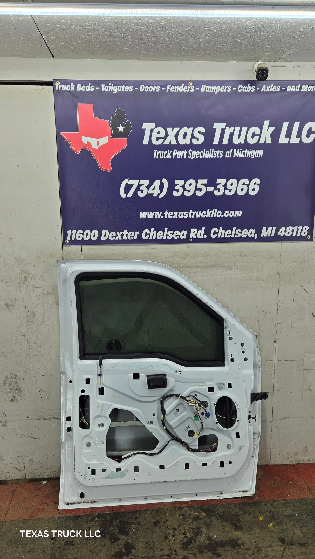 1999-2011 Ford Super Duty Front Driver Door F250 F350 F450 F550