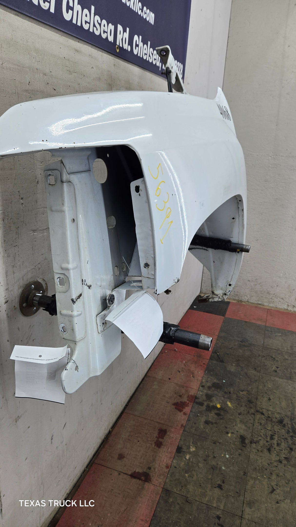2007-2013 Chevrolet Silverado Driver Side Front LH Fender 1500 2500 3500 HD - Summit White