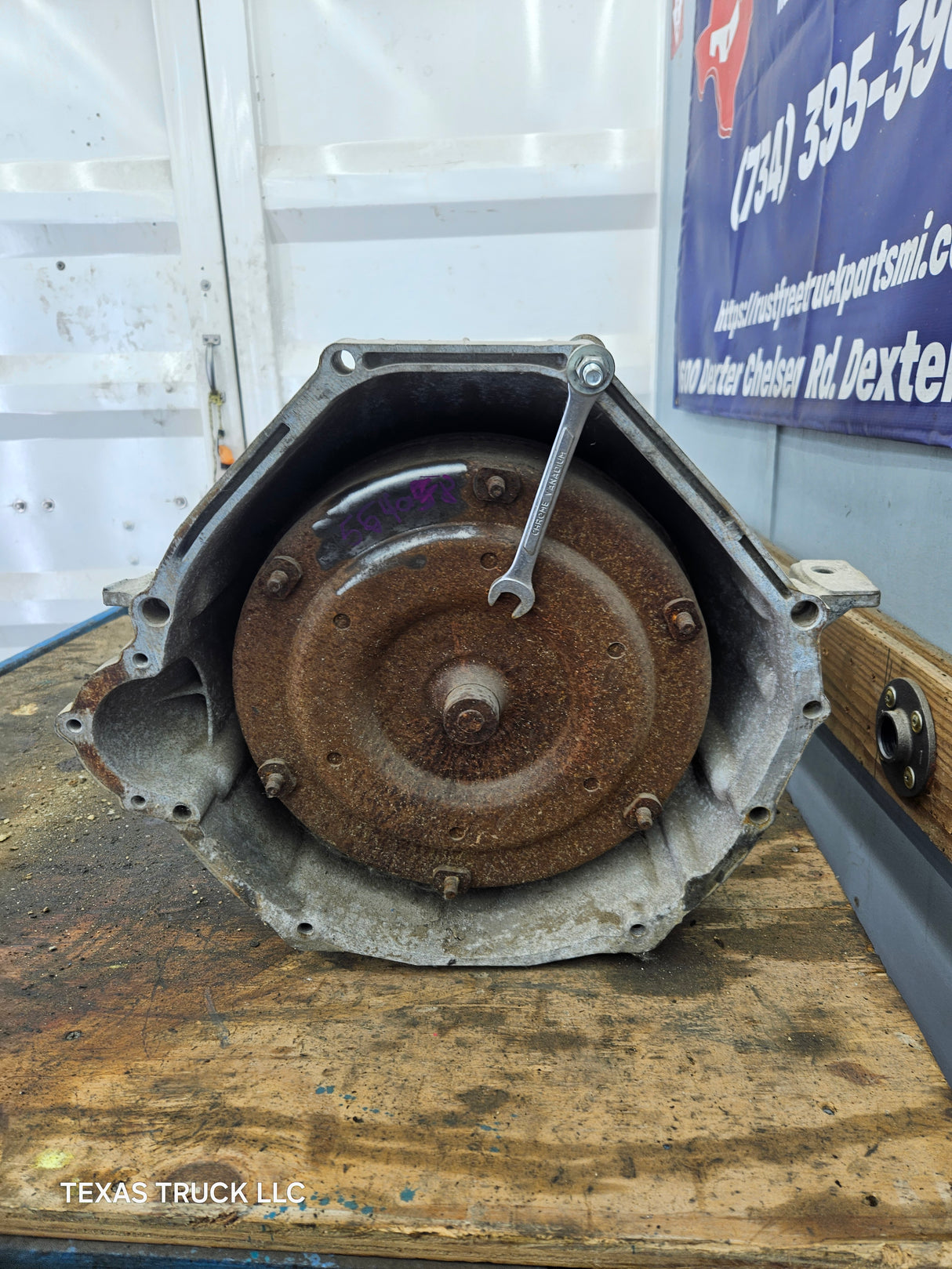 4r100 Automatic Transmission 4wd Ford F250 F350 F450 F550 Super Duty 6.8L v10 triton 5.4L v8 129K Miles