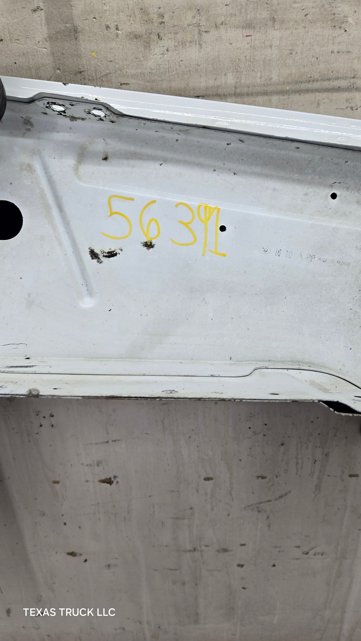 2007-2013 Chevrolet Silverado Driver Side Front LH Fender 1500 2500 3500 HD - Summit White