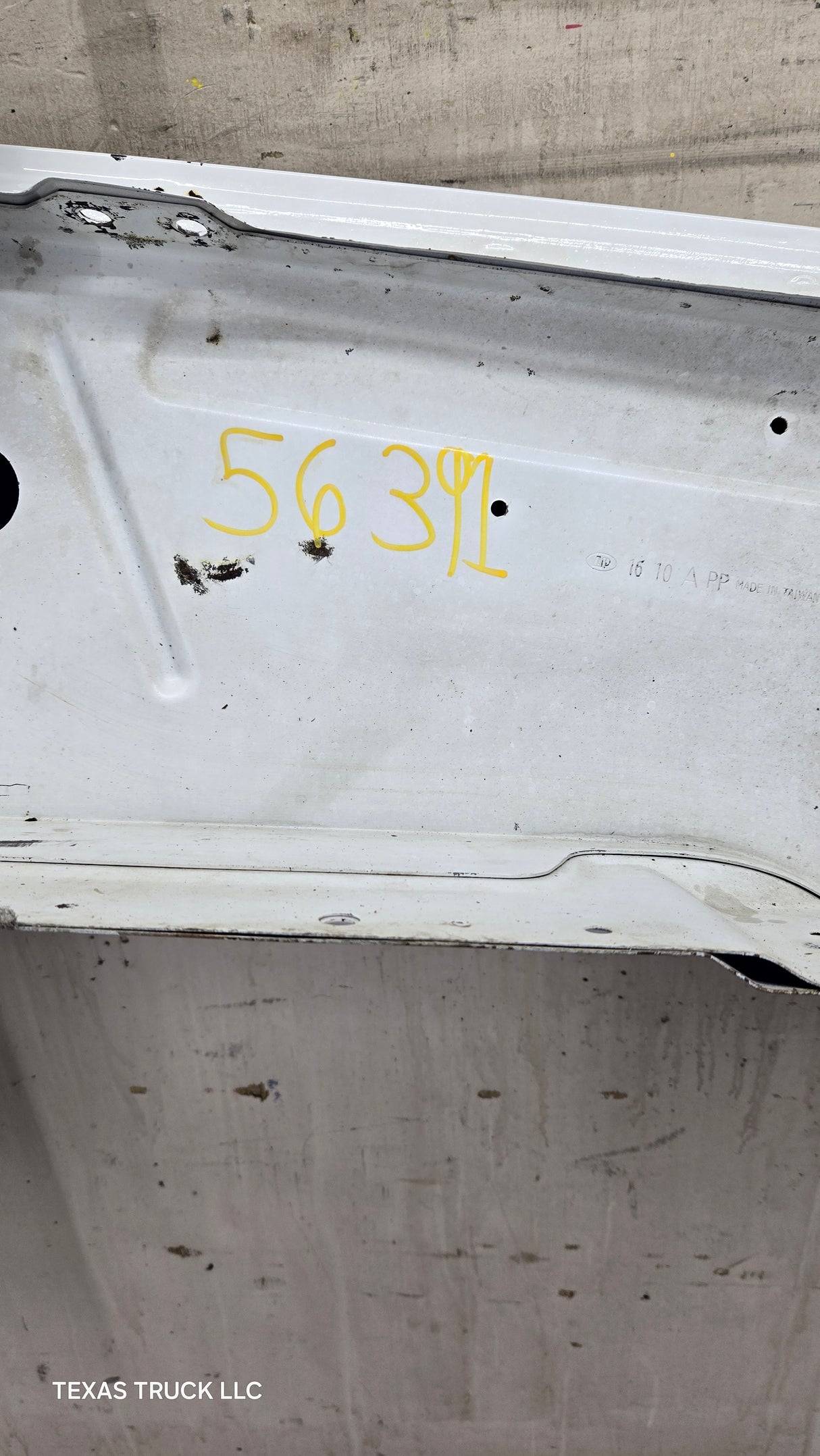 2007-2013 Chevrolet Silverado Driver Side Front LH Fender 1500 2500 3500 HD - Summit White