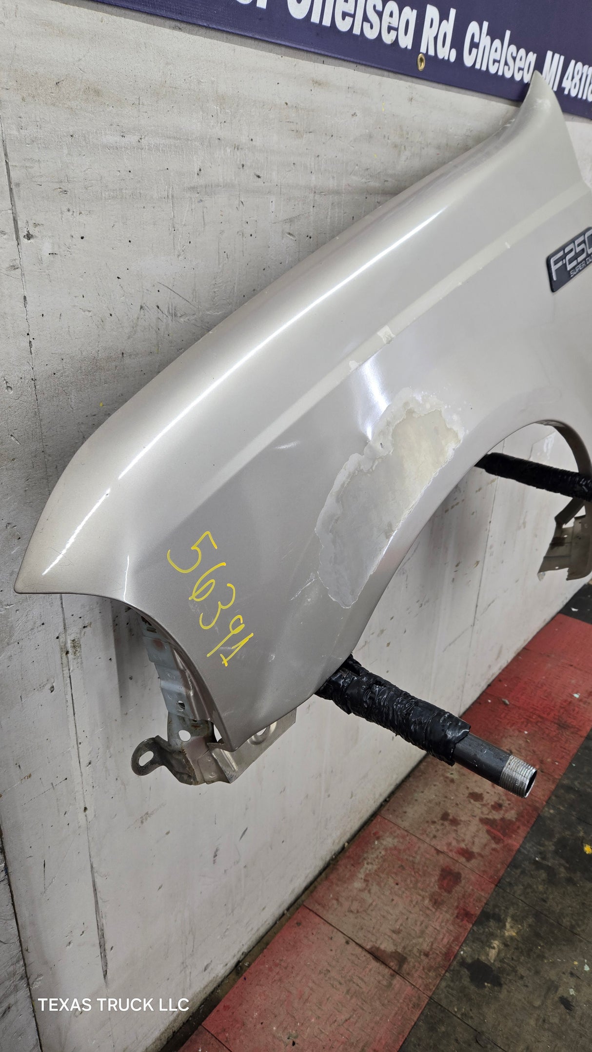 1999-2007 Ford Super Duty LH Driver Side Front Fender F250 F350 F450 F550 Excursion