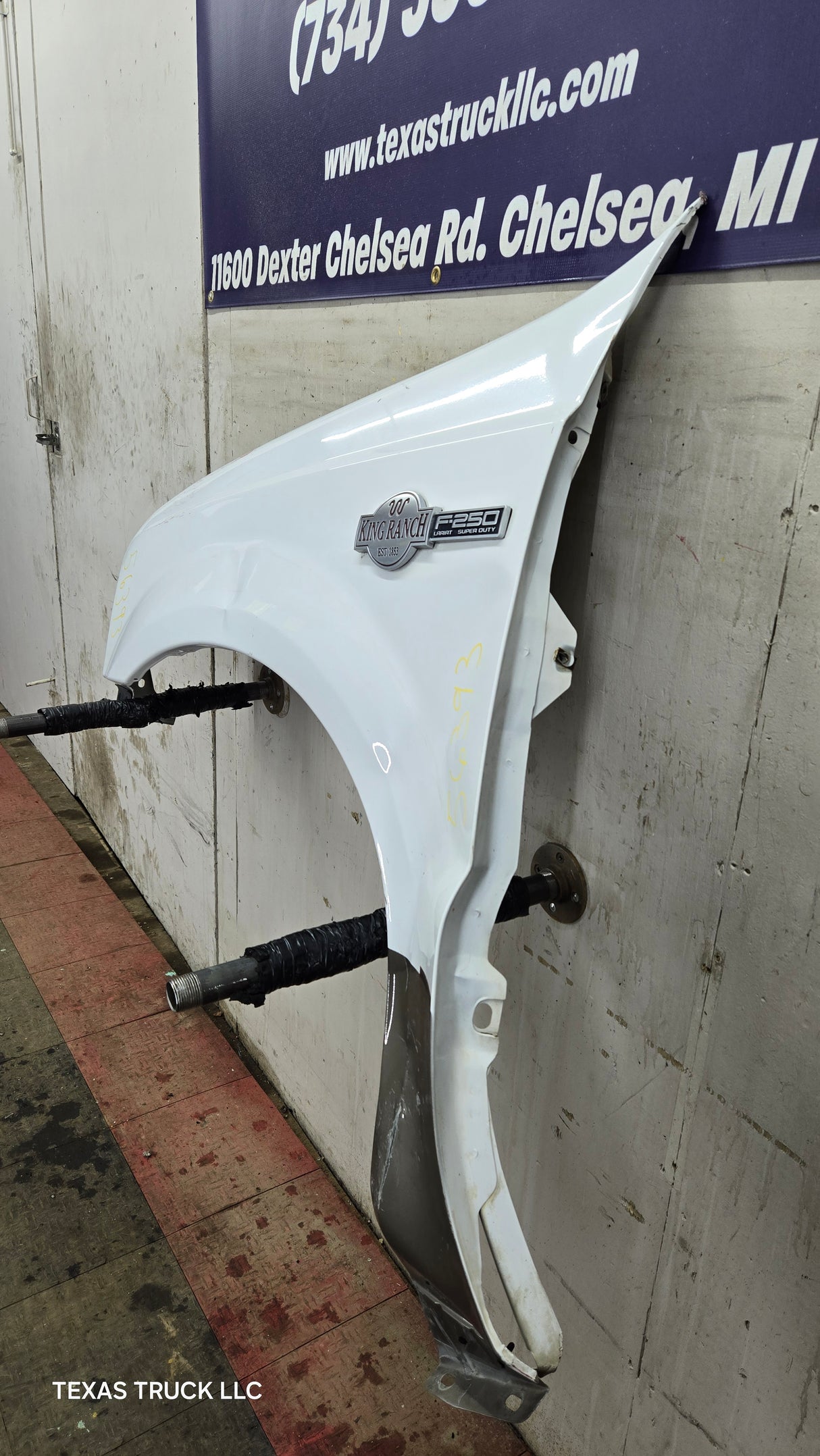 1999-2007 Ford Super Duty LH Driver Side Front Fender F250 F350 F450 F550 Excursion