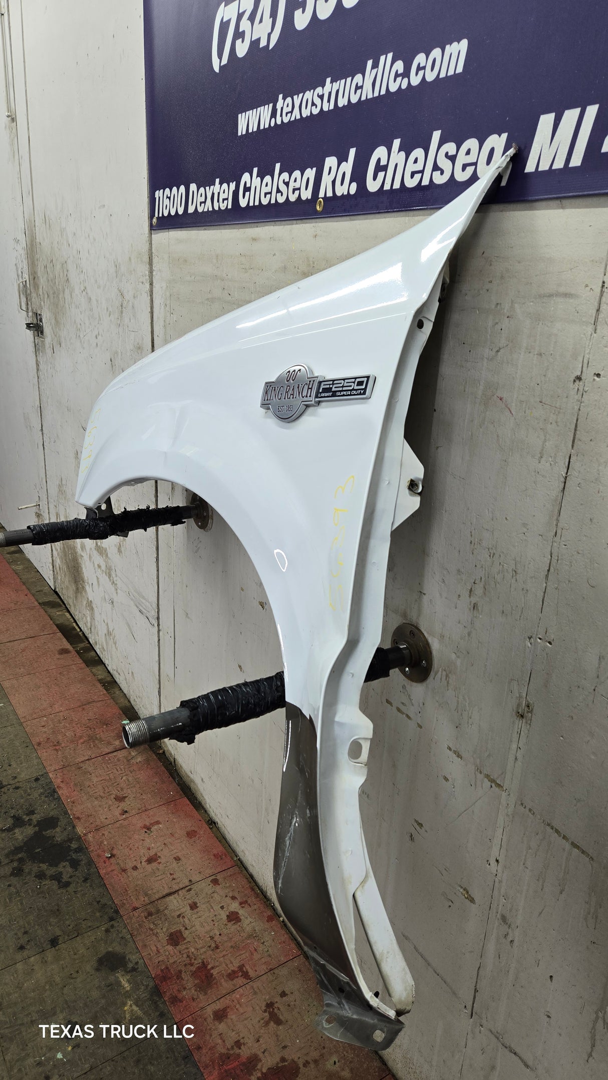 1999-2007 Ford Super Duty LH Driver Side Front Fender F250 F350 F450 F550 Excursion