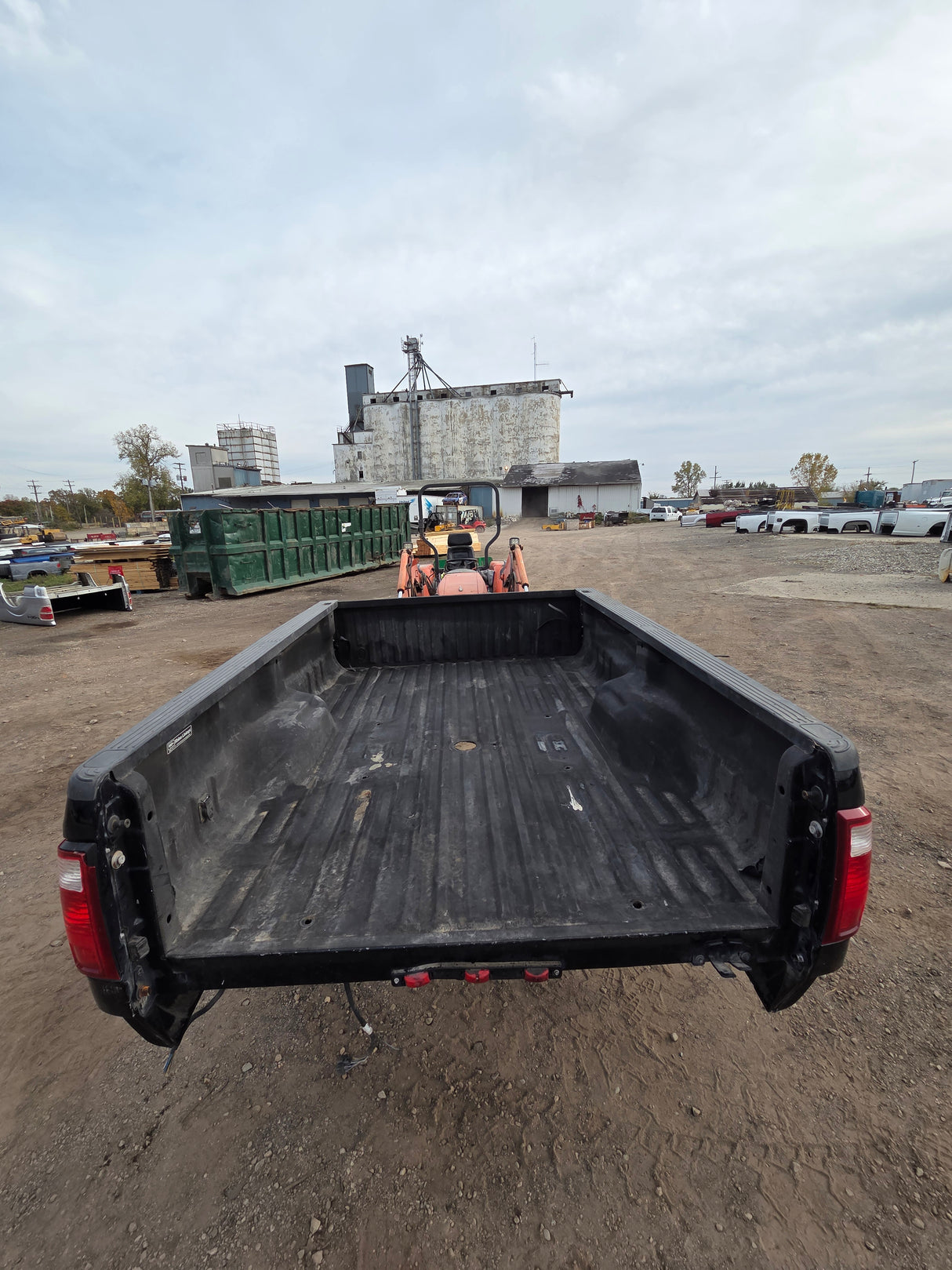 2011-2016 Ford Super Duty F330 F450 F550 8' Dually Bed