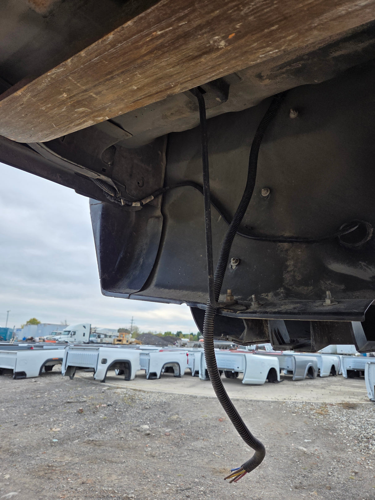 2011-2016 Ford Super Duty F330 F450 F550 8' Dually Bed