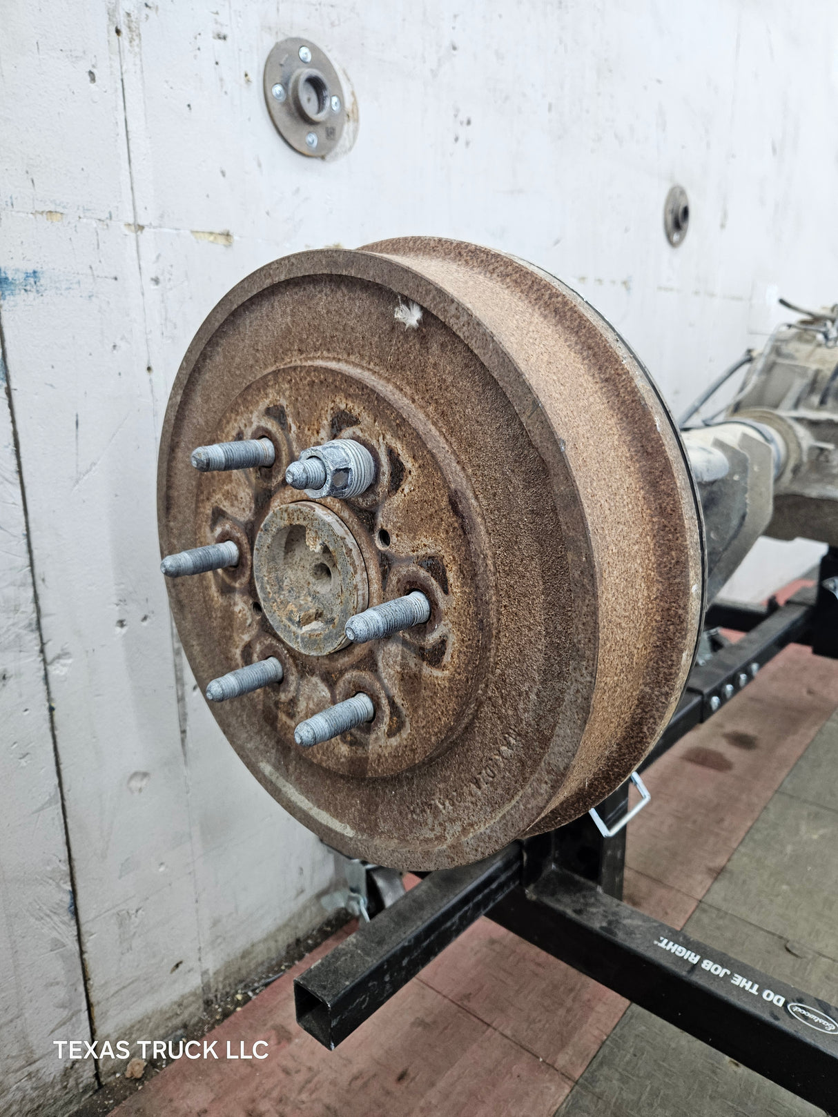 2005-2007 Chevrolet Silverado GMC Sierra 1500 3.23 Rear Axle