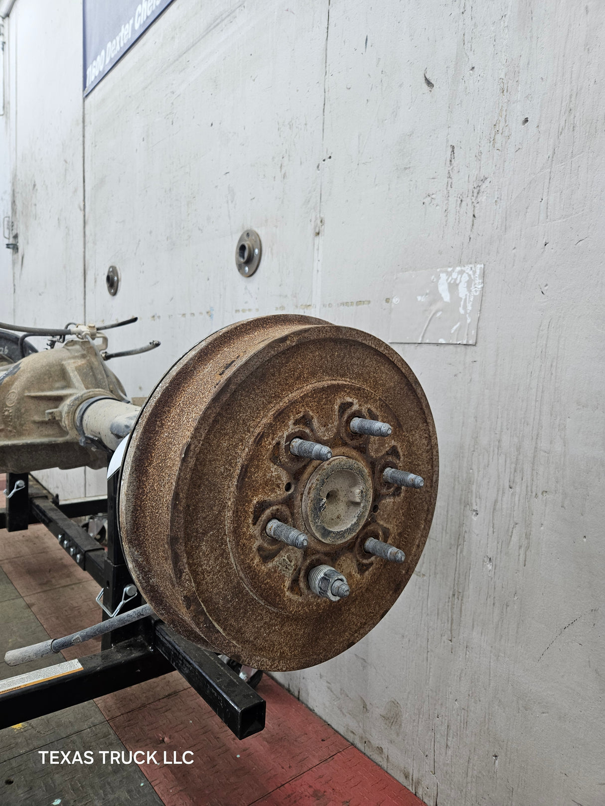 2005-2007 Chevrolet Silverado GMC Sierra 1500 3.23 Rear Axle