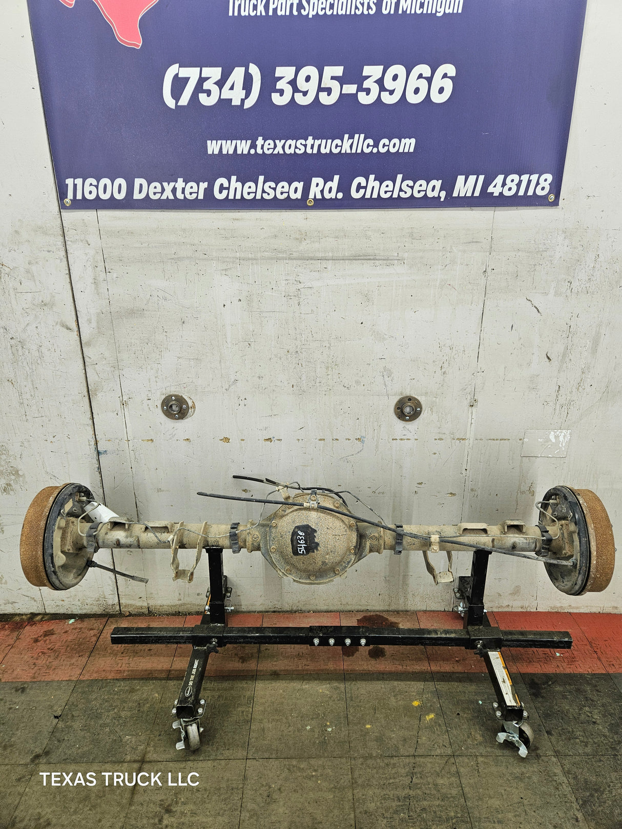 2005-2007 Chevrolet Silverado GMC Sierra 1500 3.23 Rear Axle