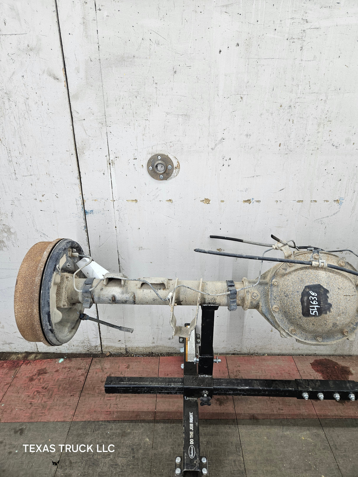 2005-2007 Chevrolet Silverado GMC Sierra 1500 3.23 Rear Axle