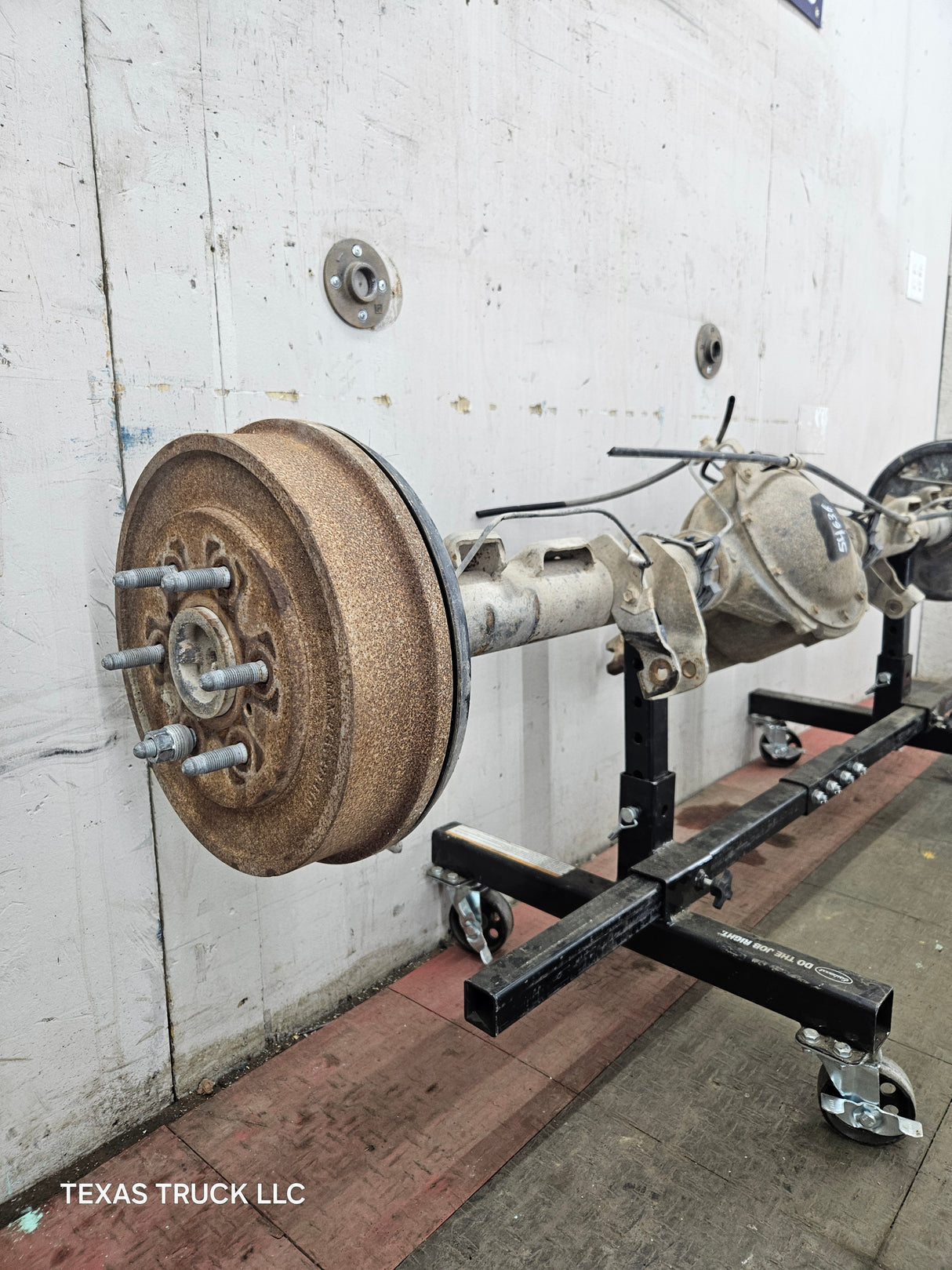 2005-2007 Chevrolet Silverado GMC Sierra 1500 3.23 Rear Axle