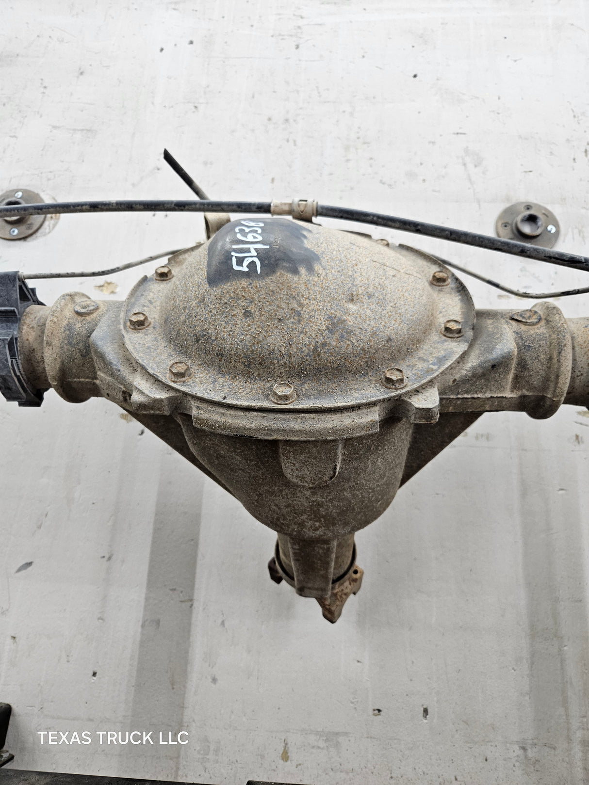 2005-2007 Chevrolet Silverado GMC Sierra 1500 3.23 Rear Axle