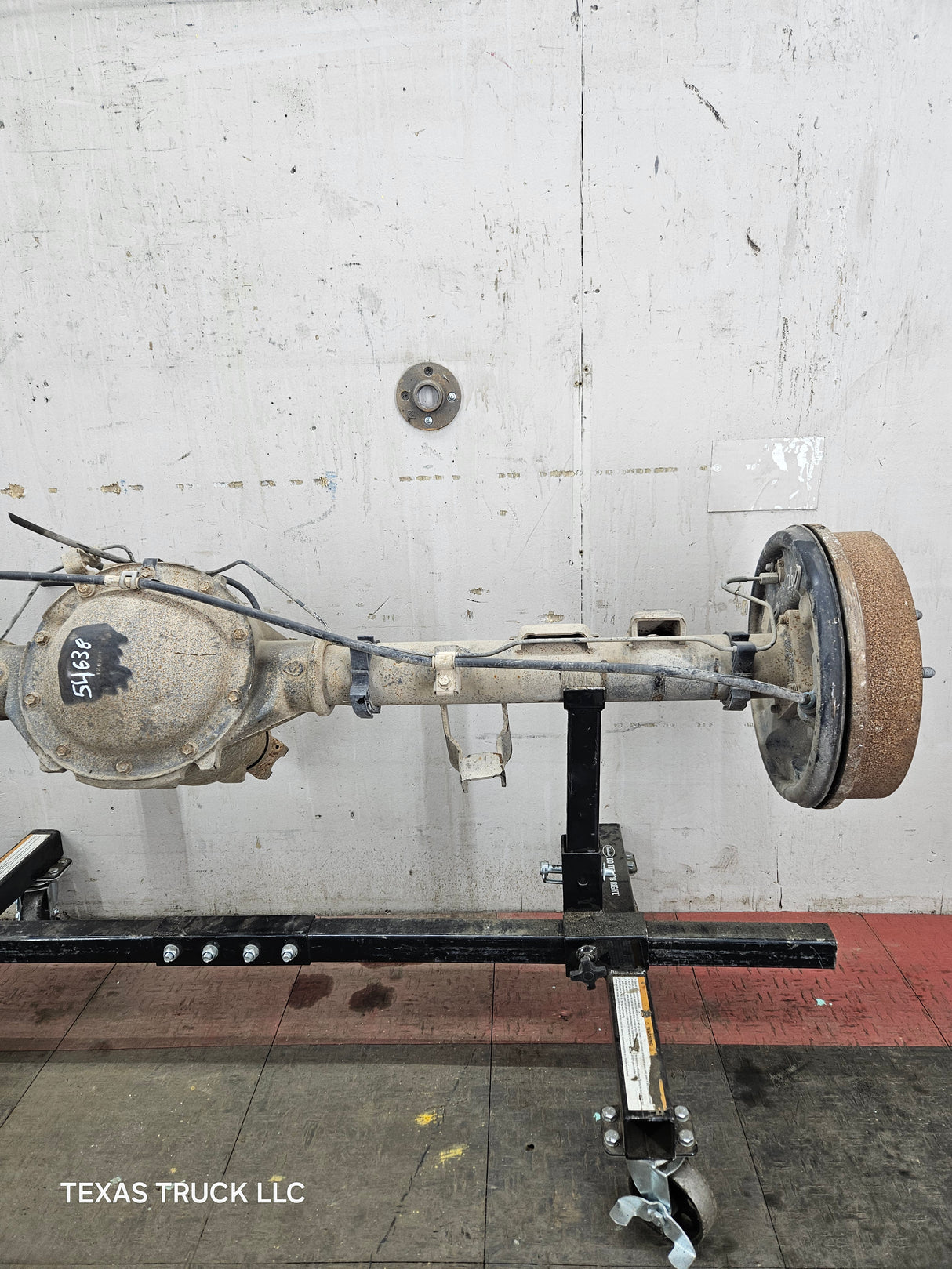 2005-2007 Chevrolet Silverado GMC Sierra 1500 3.23 Rear Axle