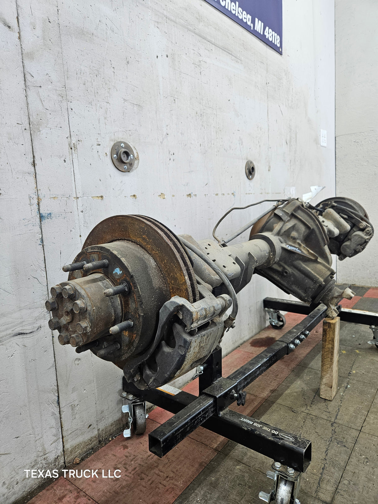 2001-2007 Chevrolet Silverado / GMC Sierra 2500 3500 HD Rear Axle 4.10 10.5"