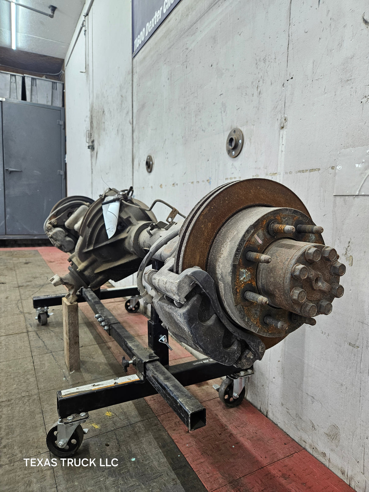 2001-2007 Chevrolet Silverado / GMC Sierra 2500 3500 HD Rear Axle 4.10 10.5"