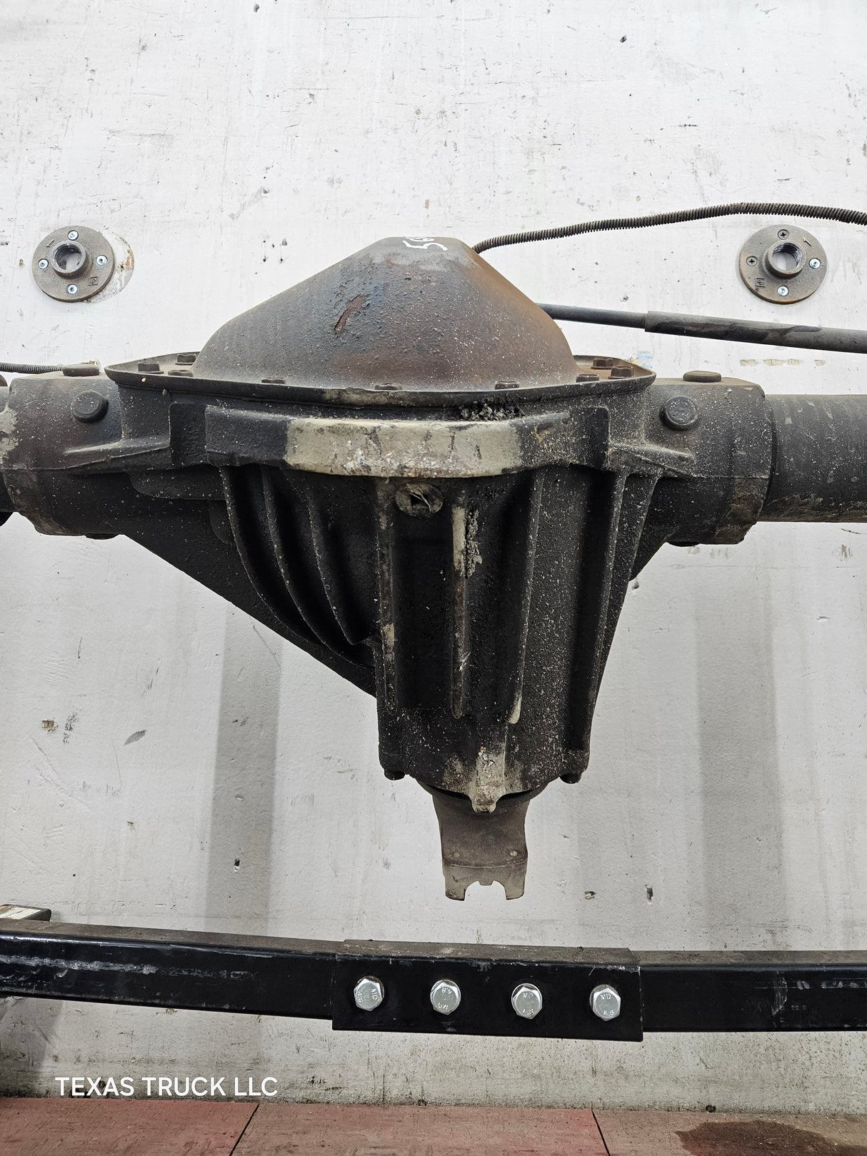 2001-2007 Chevrolet Silverado / GMC Sierra 2500 3500 HD Rear Axle 4.10 10.5"