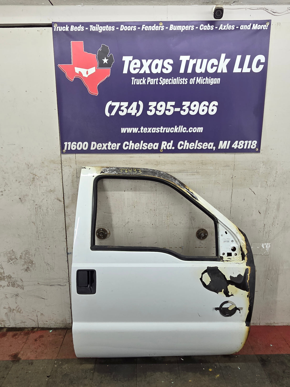 2012-2016 Ford Super Duty Passenger Side Front Door RH F250 F350 F450 F550 - Oxford White