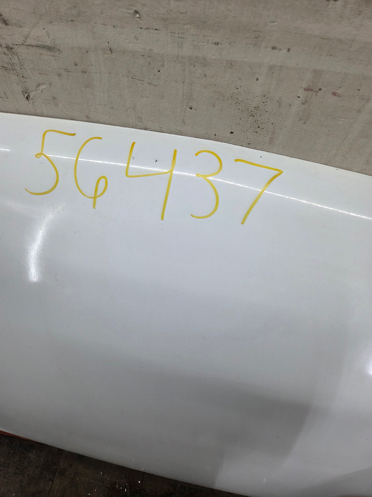 1999-2006 GMC Sierra 1500 2500 3500 Hood - Summit White