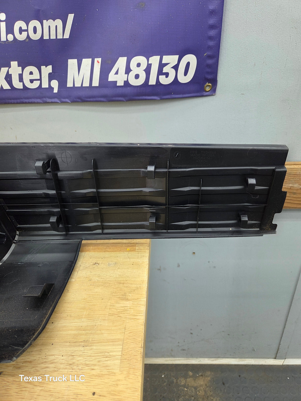 2014-2020 Toyota Tundra Rear Bumper Pad