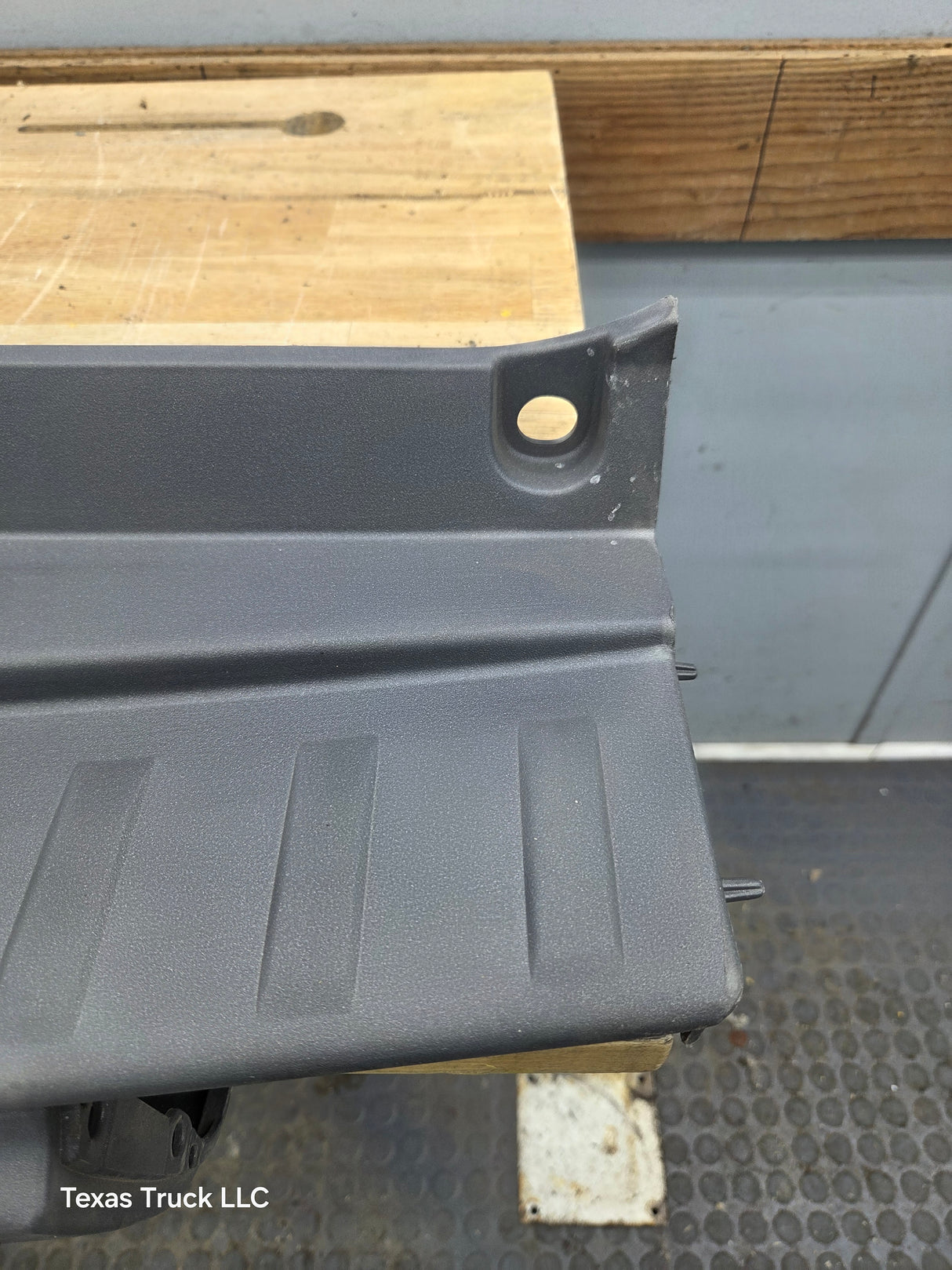 2003-2009 Toyota 4 Runner Rear Bumper Pad