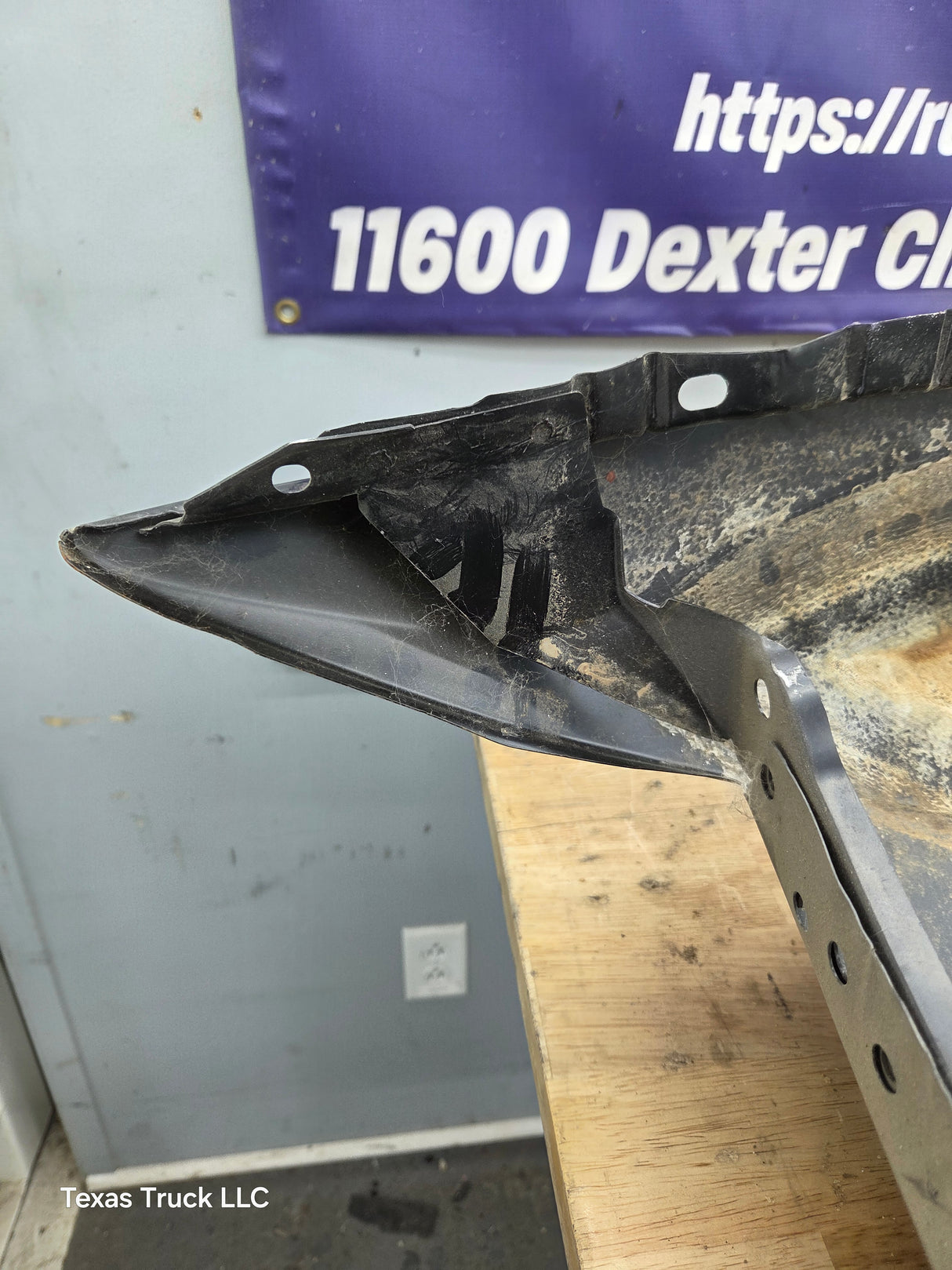 1999-2004 Ford Mustang Passenger Side RH Front Fender