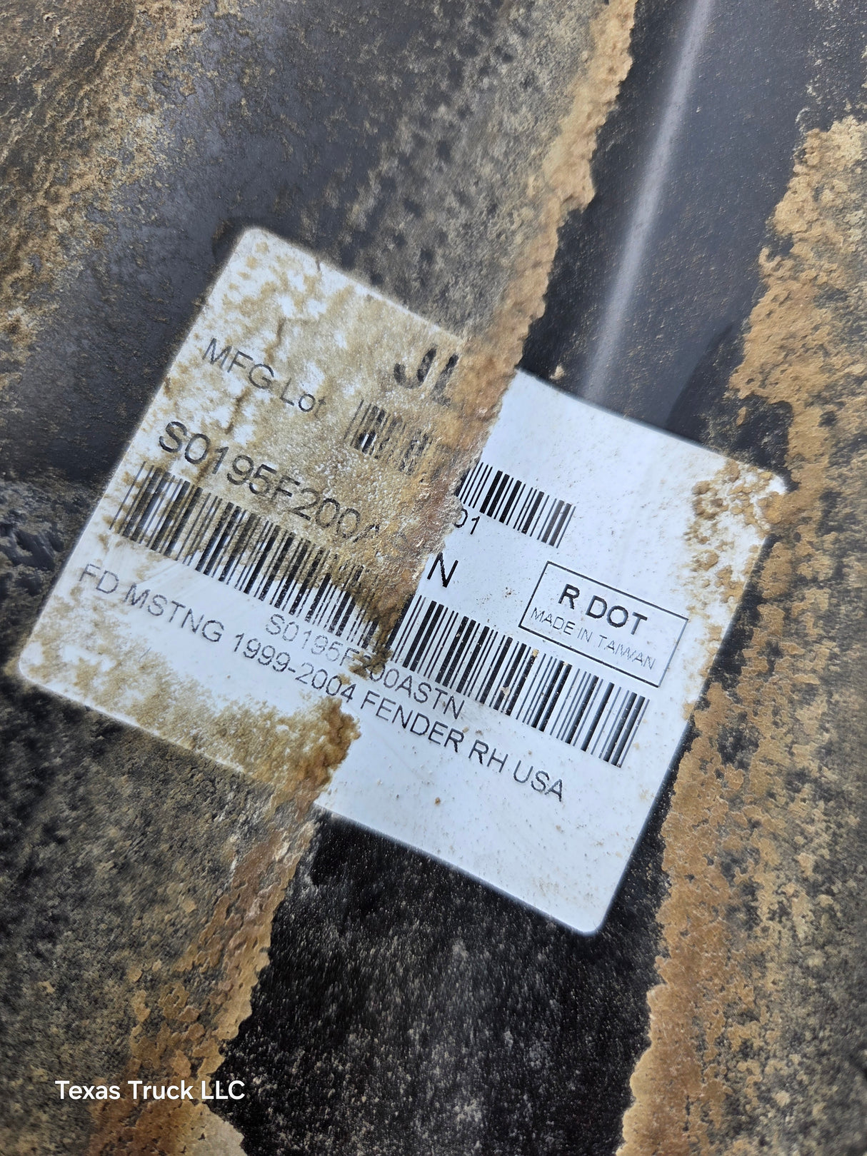 1999-2004 Ford Mustang Passenger Side RH Front Fender