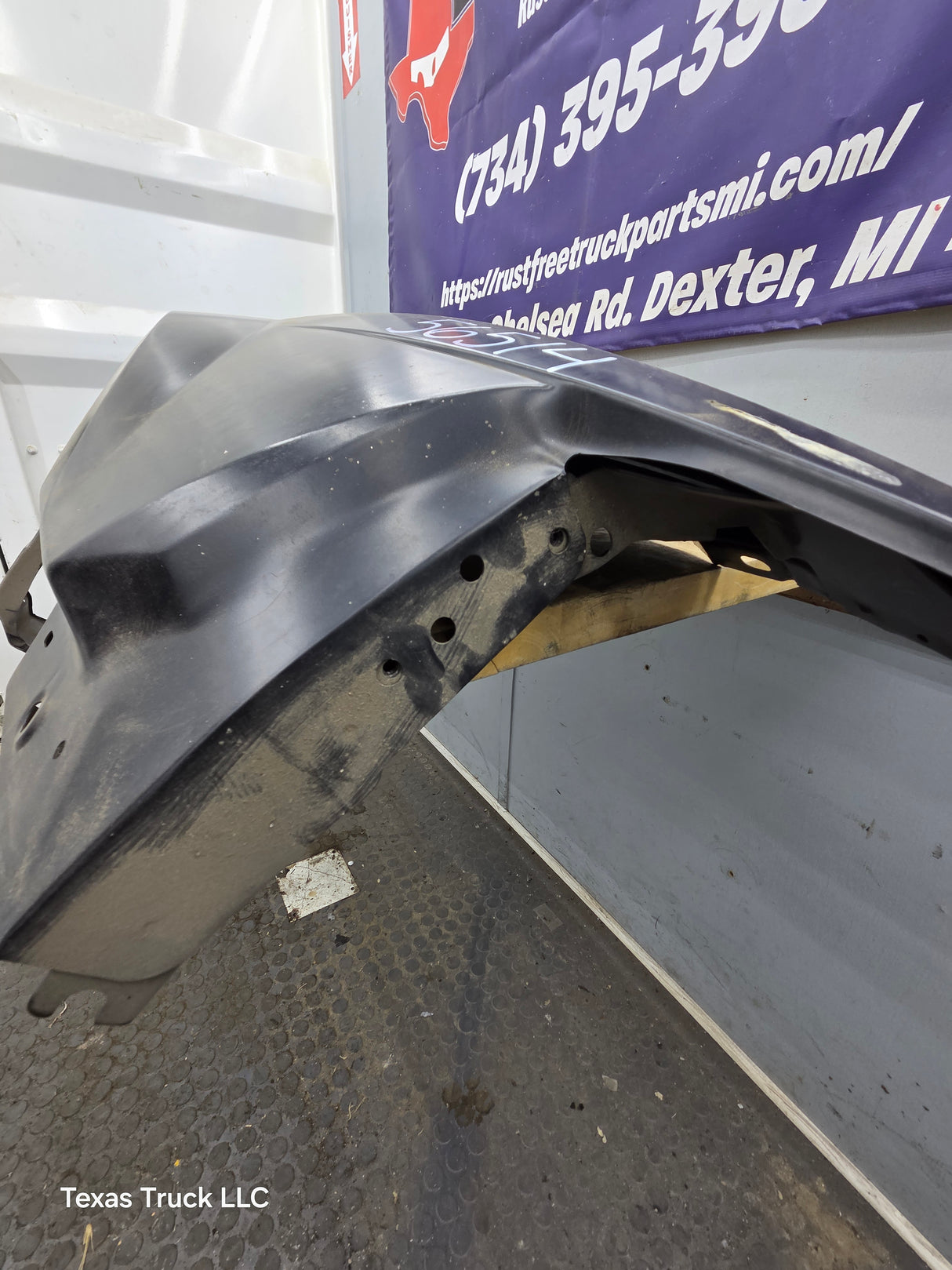 1999-2004 Ford Mustang Passenger Side RH Front Fender