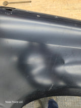 1995-1998 Ford Explorer Mercury Mountaineer Passenger Side RH Front Fender W/O Wheel Well Molding