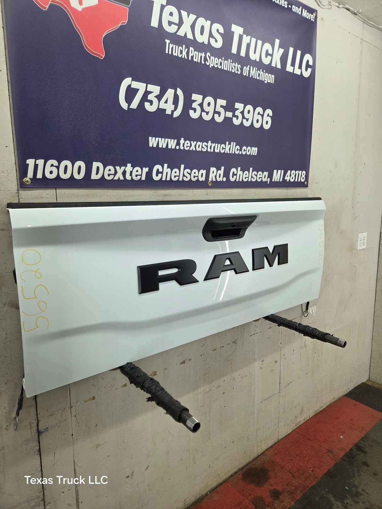 2019-2025 Dodge Ram 2500 3500 4500 5th Gen Tailgate - White