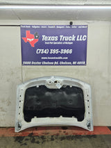 2003-2006 Chevrolet Silverado 2500 3500 Cateye HD Hood OEM - Summit White