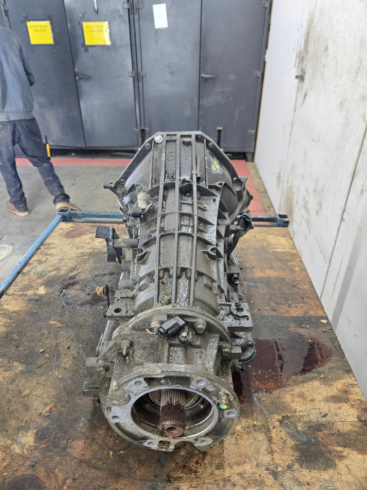 2003-2010 5r110W Automatic Transmission 2 or 4wd 6.0L 6.4l power stroke 6.8L v10 triton 5.4L v8 Ford